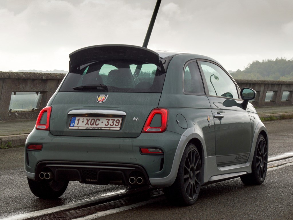 Abarth 695 70 Anniversario (Manual)